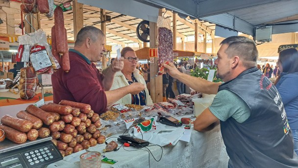 Pavilhão da Agricultura Familiar na manhã de quarta-feira (30/8).