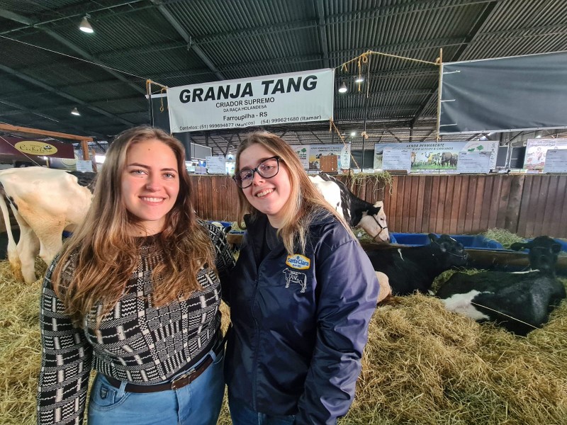 Manuela Bianchi e Gabriela Tang, da Granja Tang, de Farroupilha (RS)